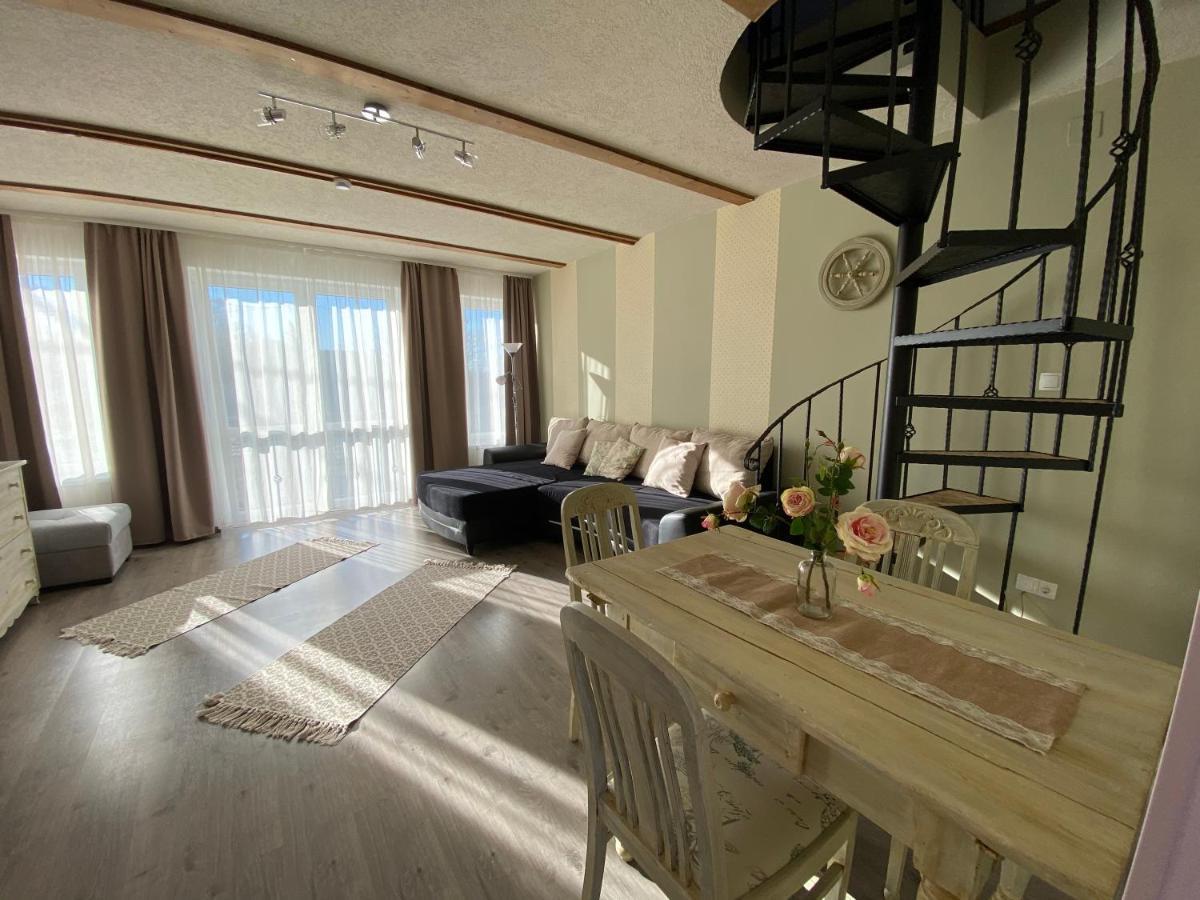 Platan Apartmanhaz Balatongyörök Eksteriør billede