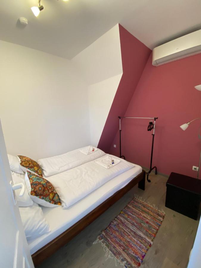 Platan Apartmanhaz Balatongyörök Eksteriør billede