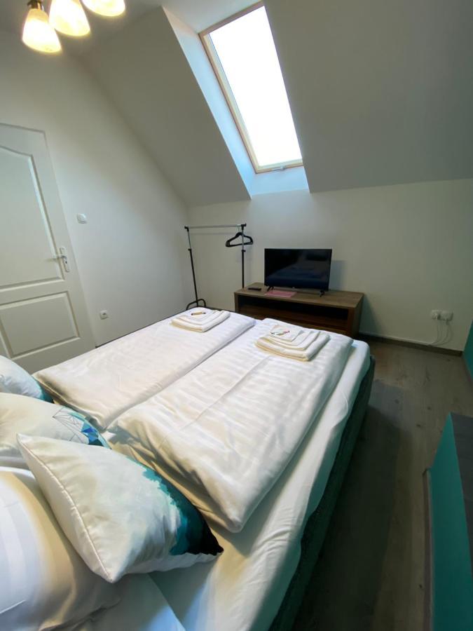 Platan Apartmanhaz Balatongyörök Eksteriør billede