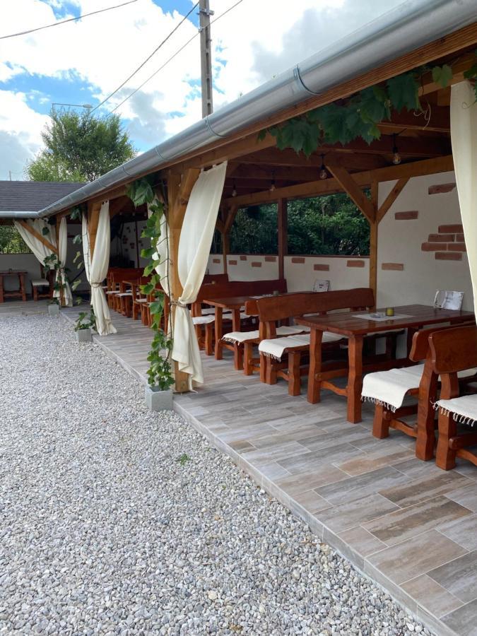 Platan Apartmanhaz Balatongyörök Eksteriør billede